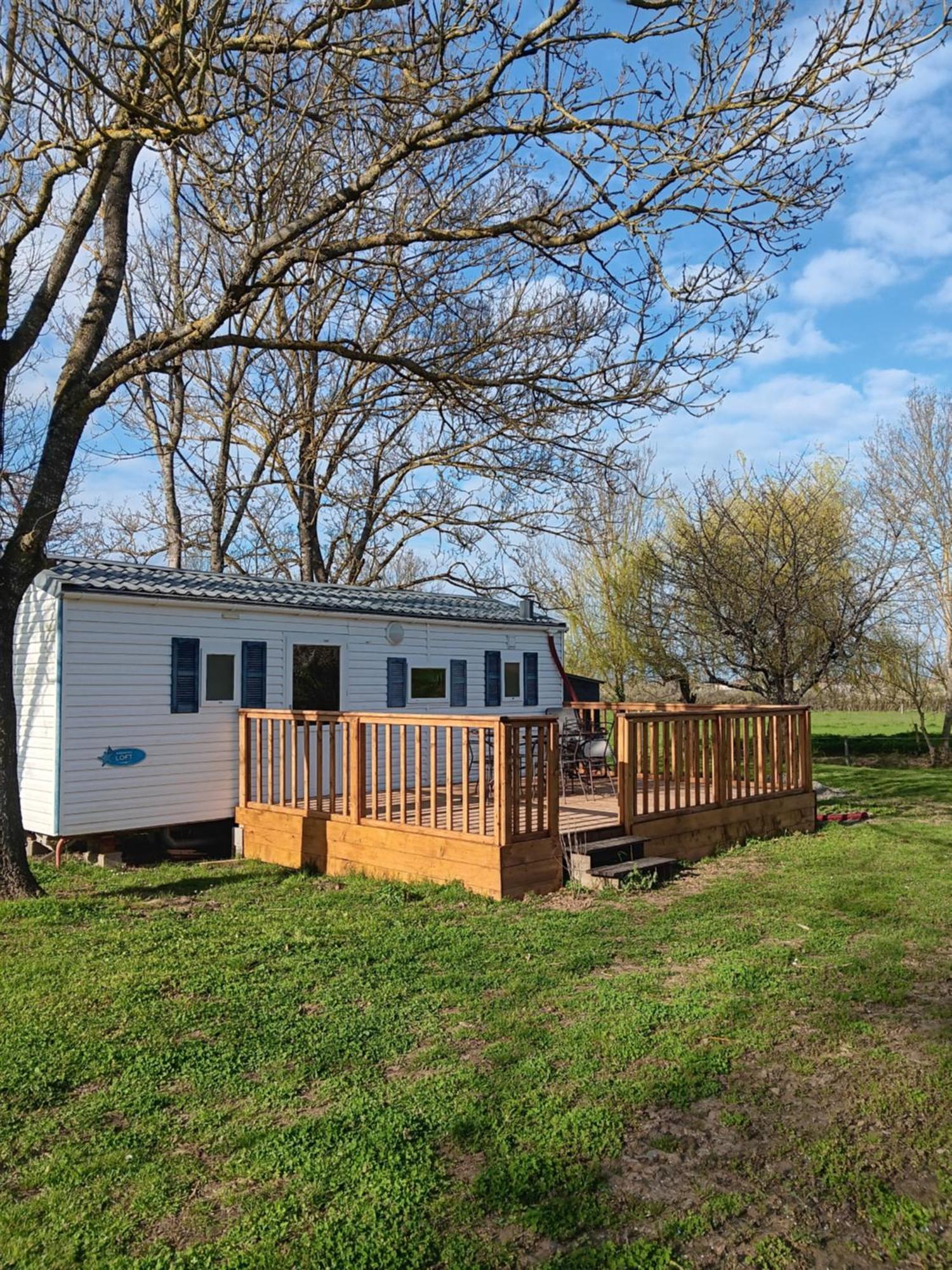 Mobilhome Cosy Au Calme De La Campagne Lombez المظهر الخارجي الصورة